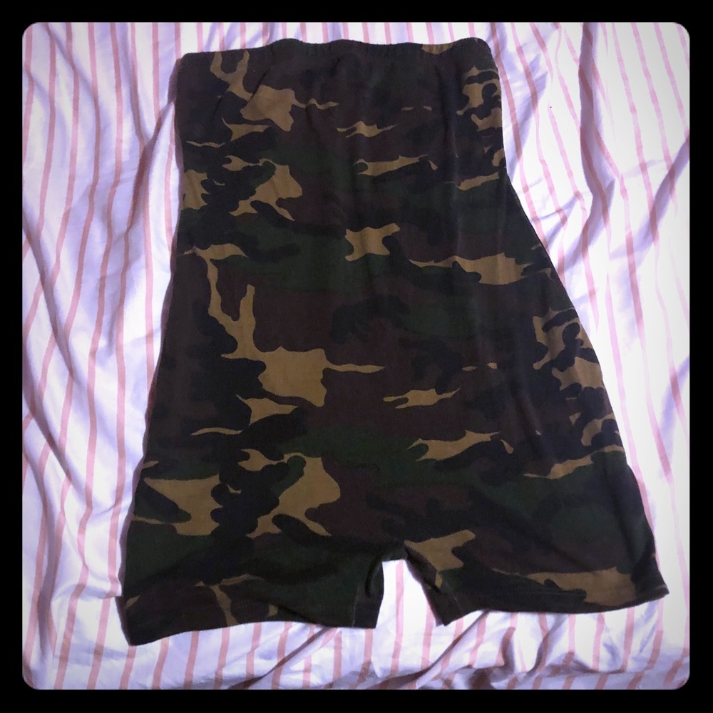 CAMOUFLAGE STRAPLESS ROMPER😍